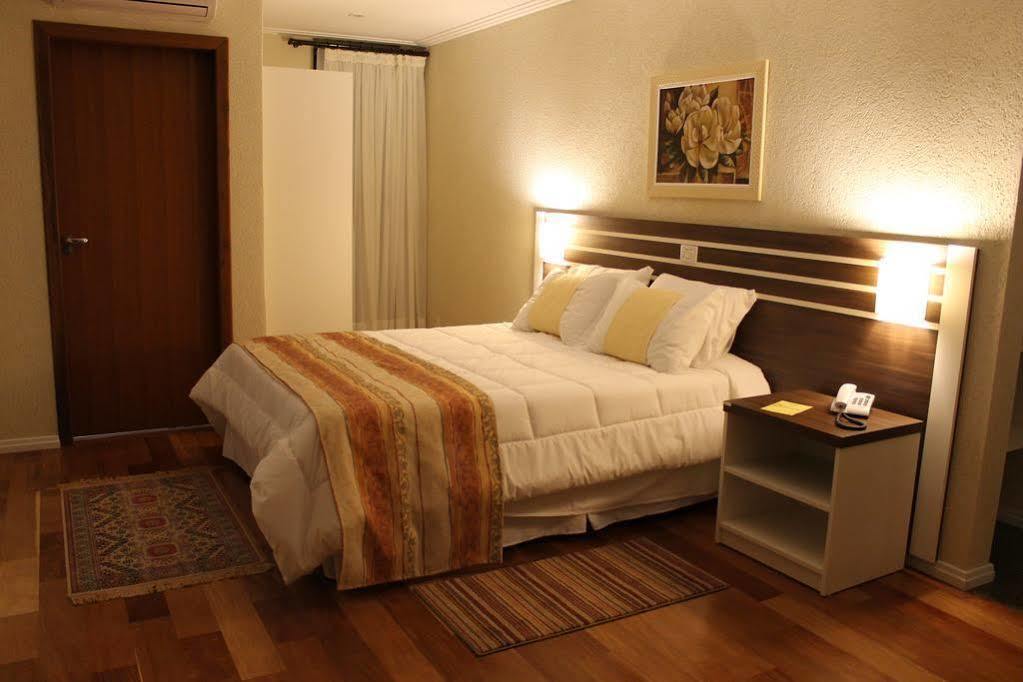Hotel Imperial De Quatro Barras Extérieur photo